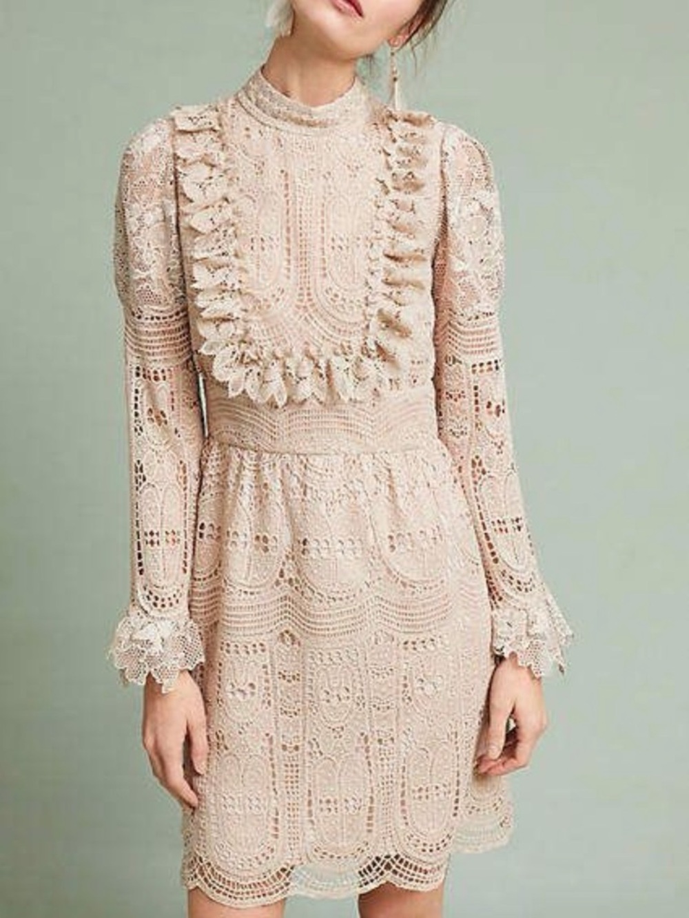 NWT$398 ANNA SUI Scalloped Ruffle Eyelet Dress In Cream/Tan, Size 10, Medium.